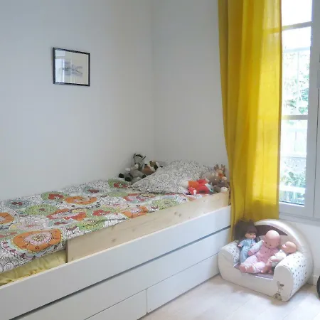 Maison Family Mouton Duvernet Paris